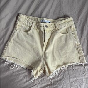 Zara High Waisted Women's Cream Jean Shorts